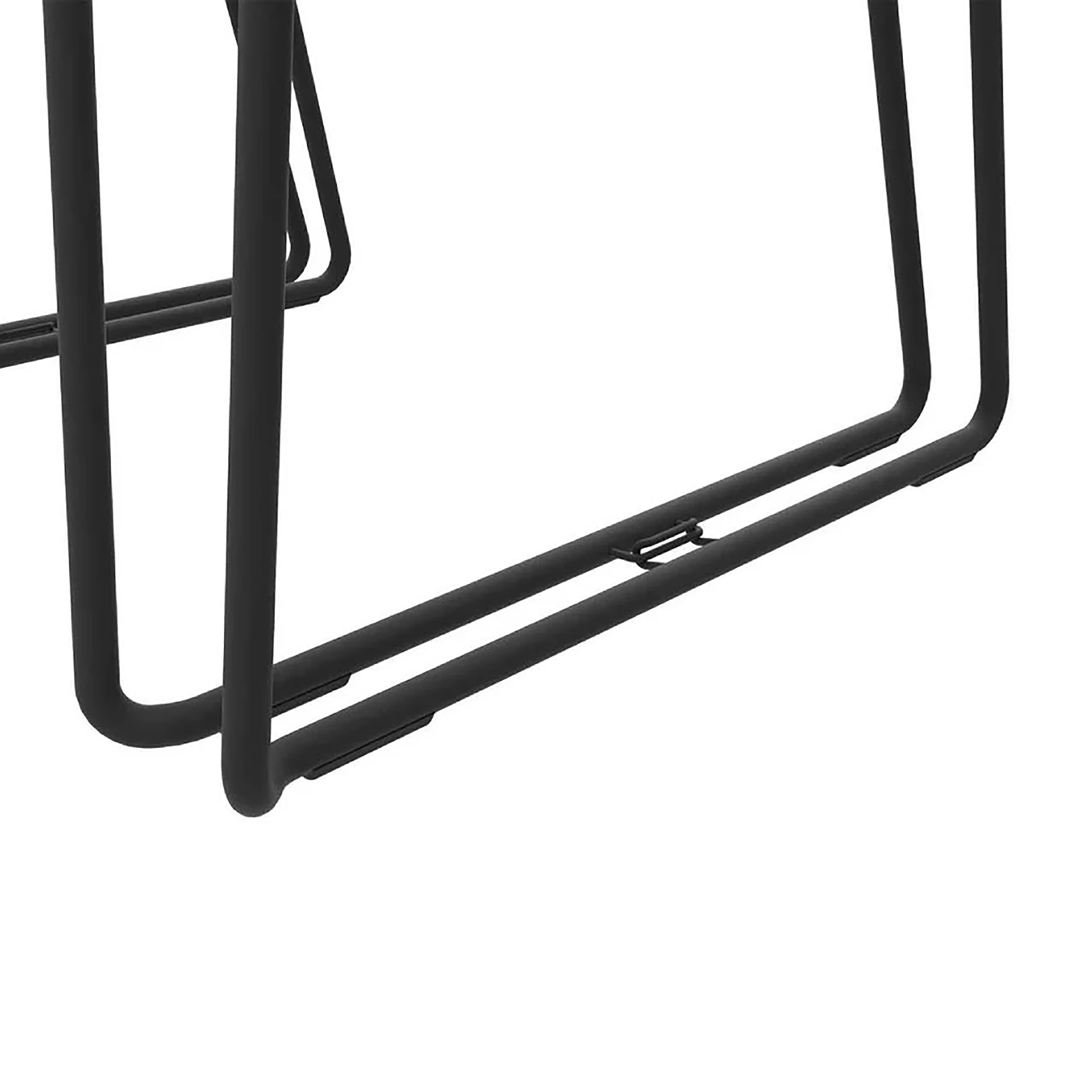 Chair, Bryggen Sled Base Black/Black Plastic