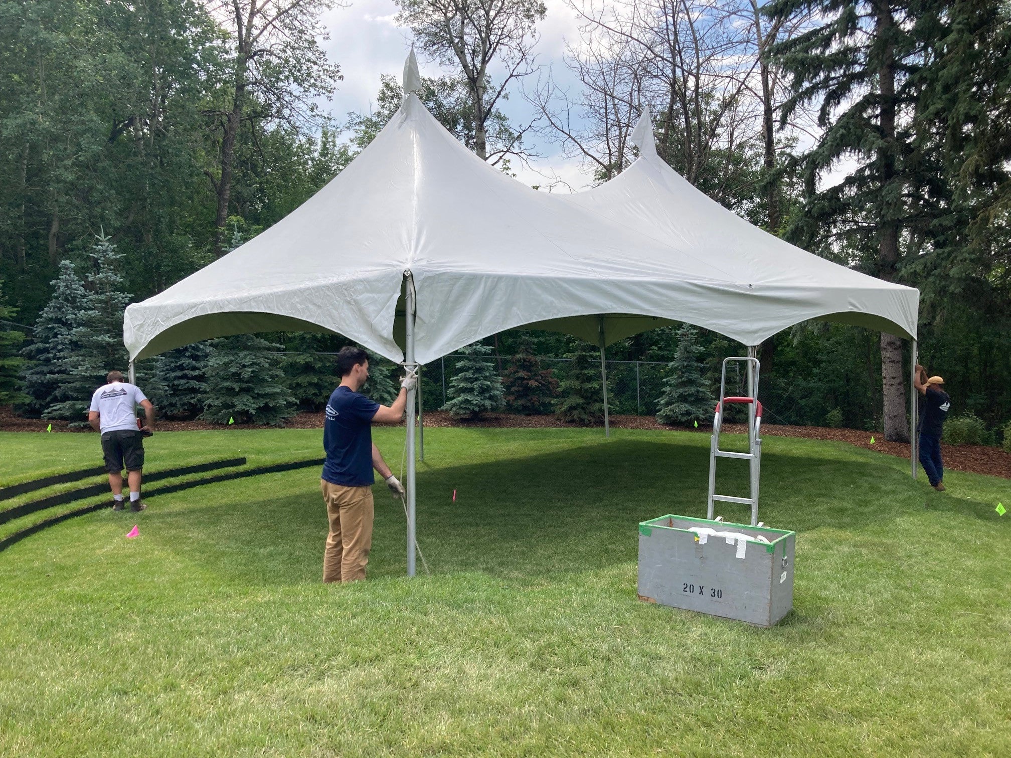 Marquee Tent 20’ x 30’ Tents - Marquee Deluxe