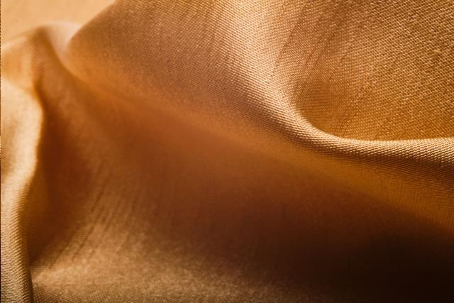 Tablecloth 90" Round Gold Majestic - Special Event Sales