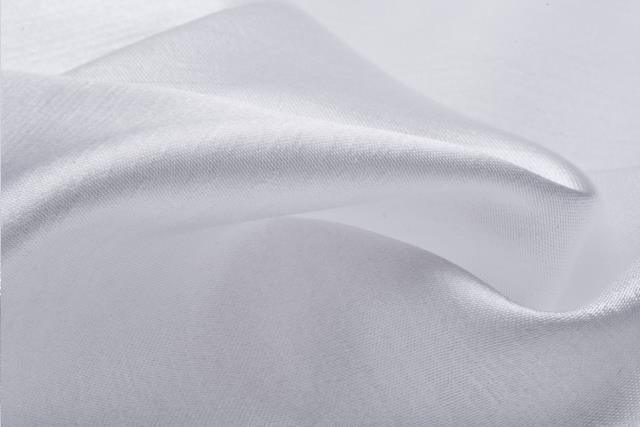 Tablecloth 90" Round White Majestic - Special Event Sales
