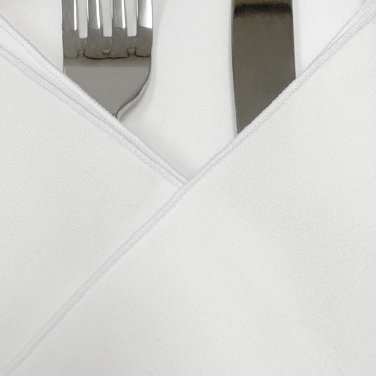 Napkin White 20" x 20" Signature