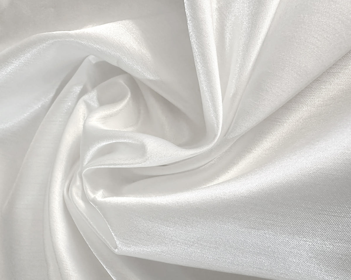 Tablecloth 90" X 156" White Majestic